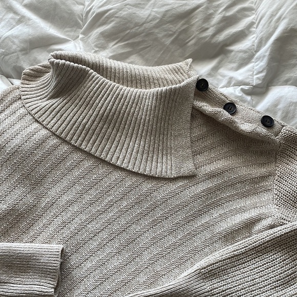 Sweater - Picture 2 of 3